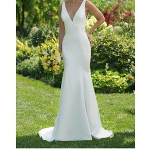 Justin Alexander 11018 Wedding Dress